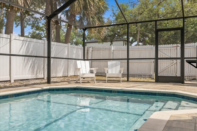 Building Photo - 7318 S Kissimmee St