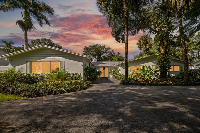 Primary Photo - 2421 SW 29th Way