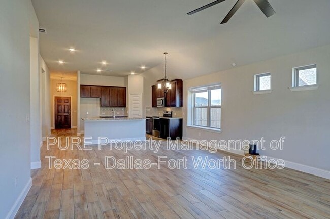 Building Photo - 807 Mary Lee Ln