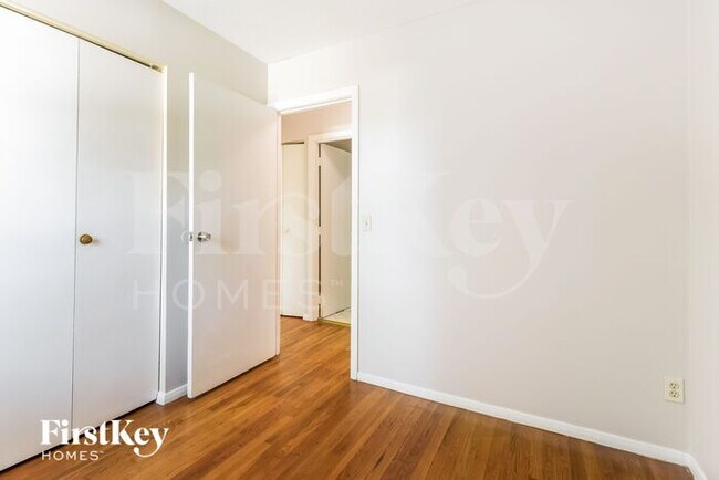 Building Photo - 11448 Raphael Pl