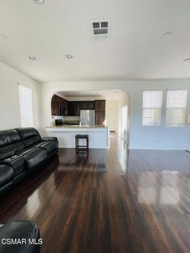 Building Photo - 708 Owens River Dr
