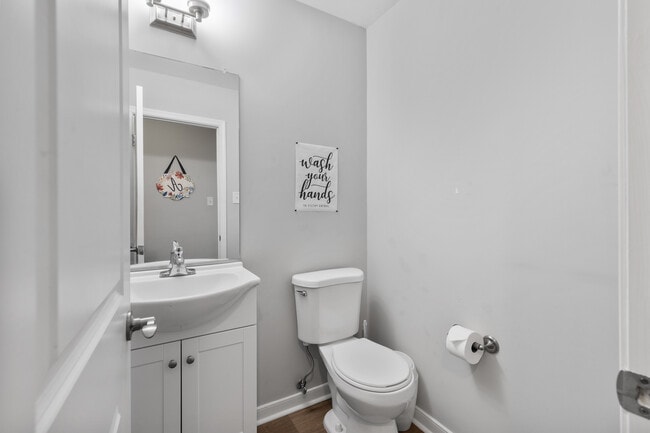 Building Photo - 2446 Gracie White Cir