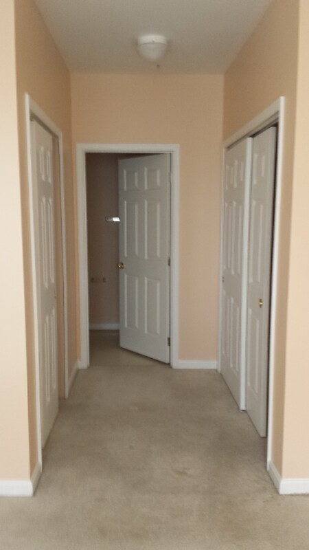Building Photo - 5000 Willow Branch Way