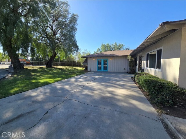 Building Photo - 607 Sixth St