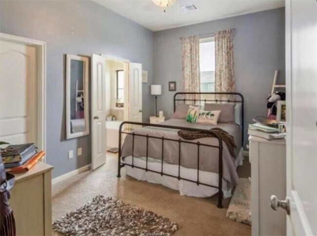 Building Photo - 15411 Baker Meadow Loop