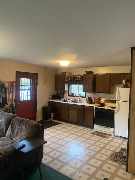 Building Photo - 8590 Legion Ln