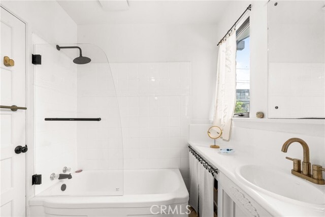 Building Photo - 3436 S Kerckhoff Ave