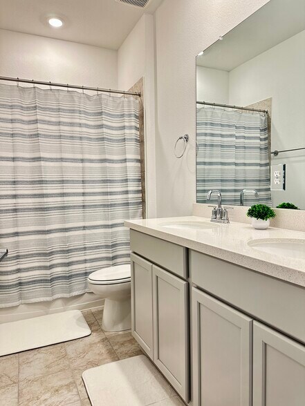 Building Photo - 7334 Grand Mason Dr