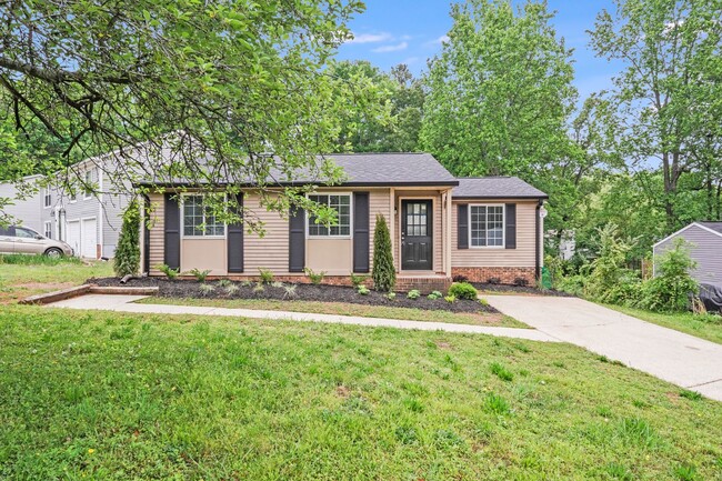 Building Photo - Fully Renovated 2BR Home with New Deck & L...