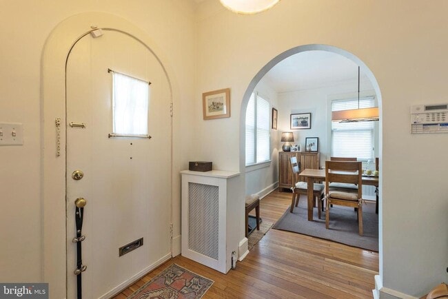 Building Photo - 5534 Nevada Ave NW