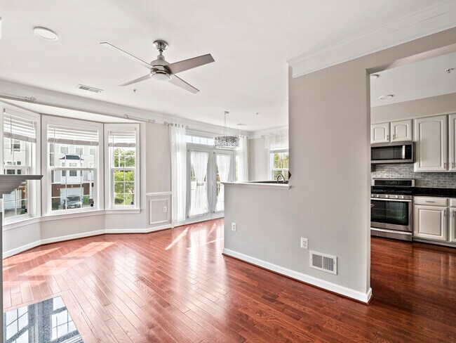 Building Photo - 2498 Curie Ct