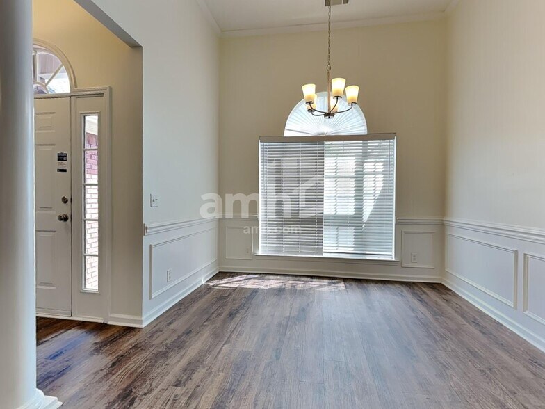 Building Photo - 170 Belle Grove Cir