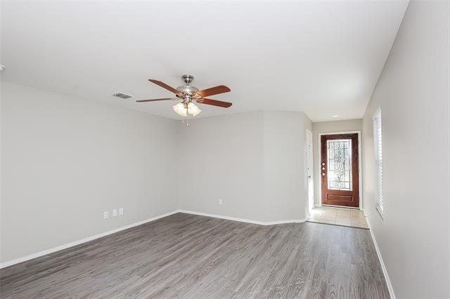 Building Photo - 9013 Sun Haven Way
