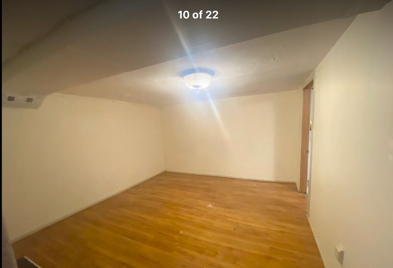 Building Photo - 5522 SE Ramona St