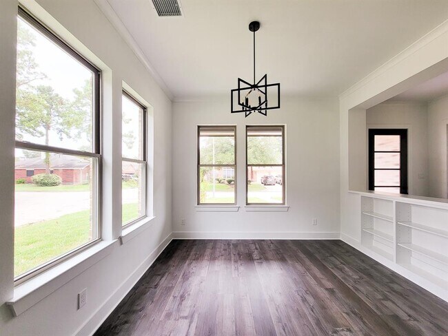 Building Photo - 18219 Polo Meadow Dr