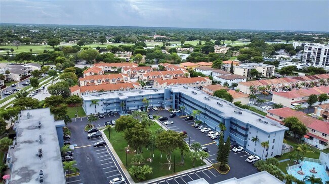 Building Photo - 13870 SW 62nd St