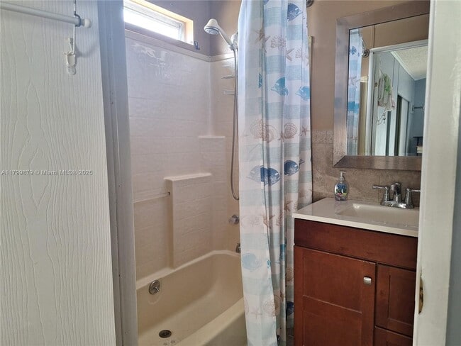 Building Photo - 35303 SW 180th Ave