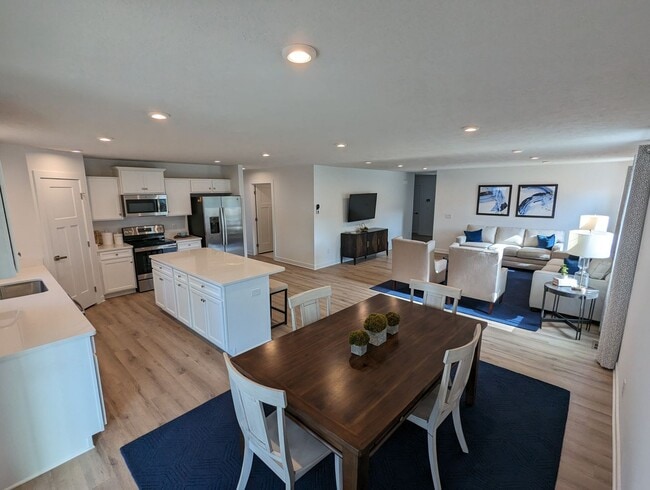 Building Photo - Brand New 3-Bedroom Model Home in Eagle Ri...