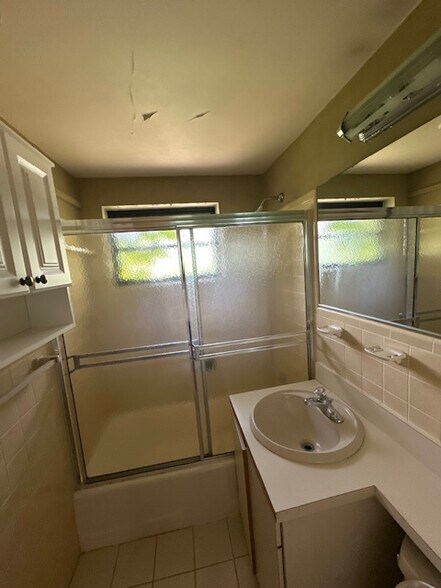 Building Photo - 2678 Key Largo Ln