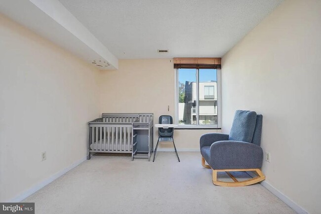 Building Photo - 2311 Pennyroyal Terrace