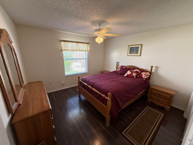 Building Photo - Delightful Turnkey Furnished, 2 bed, 2 Bath Patio Villa available for ANNUAL LEASE