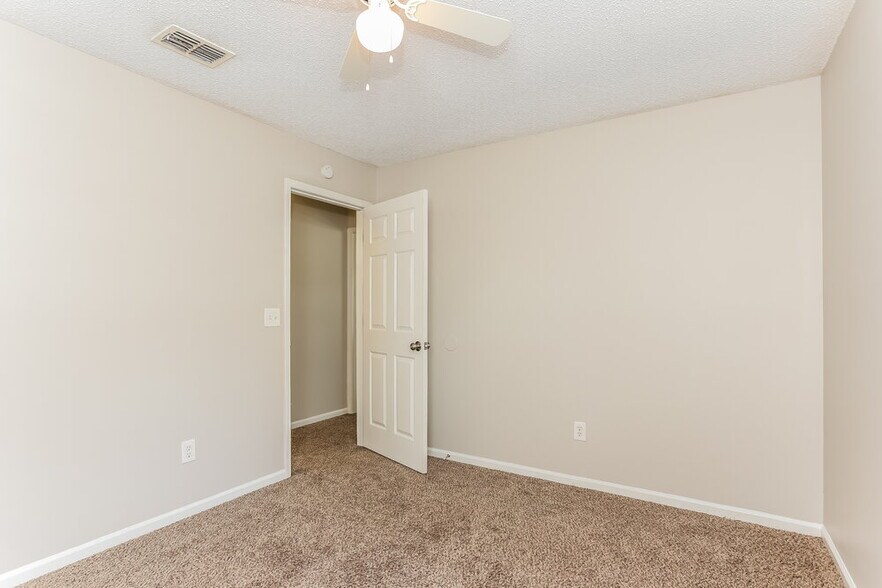 Building Photo - 1596 Trotters Bend Trail