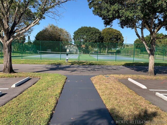 Building Photo - 2500 Fiore Way