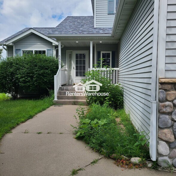 Primary Photo - 5543 Glenview Ln
