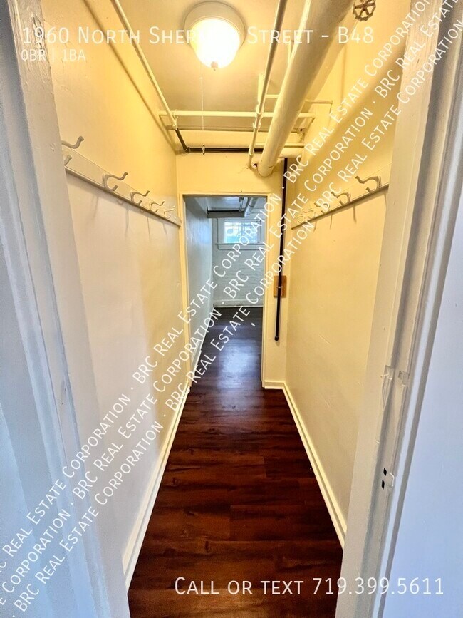 Building Photo - 1960 Sherman St