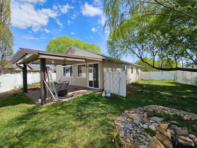 Building Photo - 3 Bedroom, North Salt Lake Gem with RV Parking, Workshop & Spacious Backyard Retreat