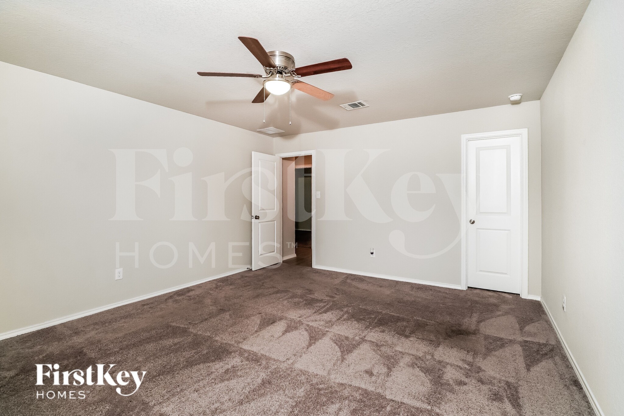 Building Photo - 10786 Prusiner Dr
