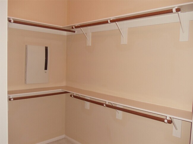 Building Photo - 2510 Cambria Ct