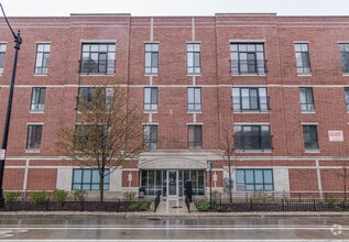 Building Photo - 1440 S Wabash Ave