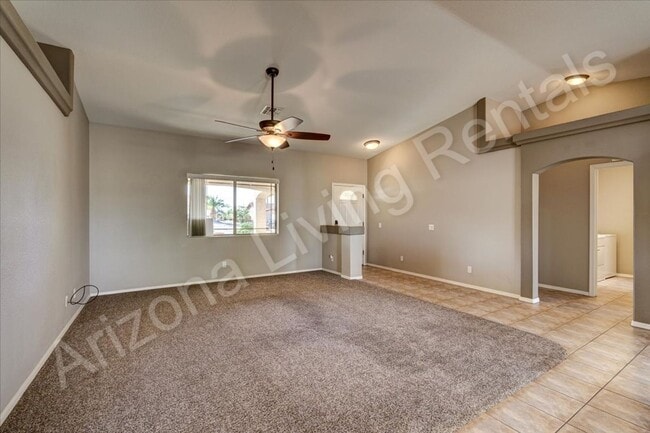 Building Photo - NORTHSIDE 3 CAR GARAGE