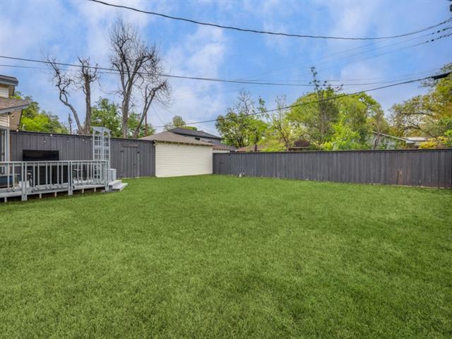 Building Photo - 9510 Larchwood Dr