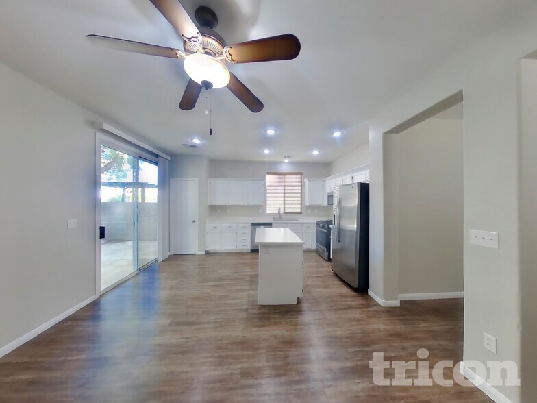 Building Photo - 8504 Last Point Ave