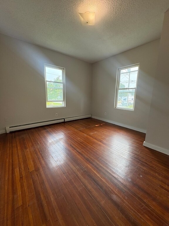 Building Photo - 41 Perrine Ave