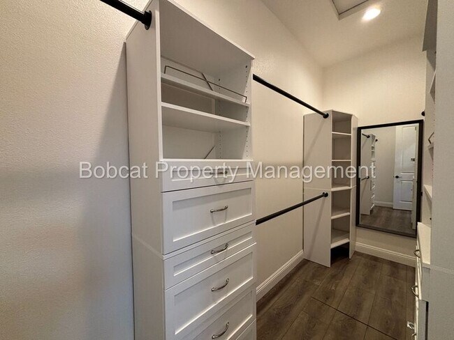 Building Photo - 3108 Cambria Lp