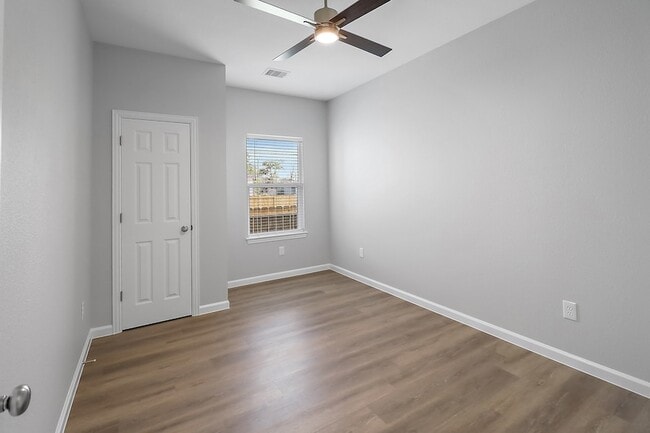 Building Photo - 19218 Akin Dr