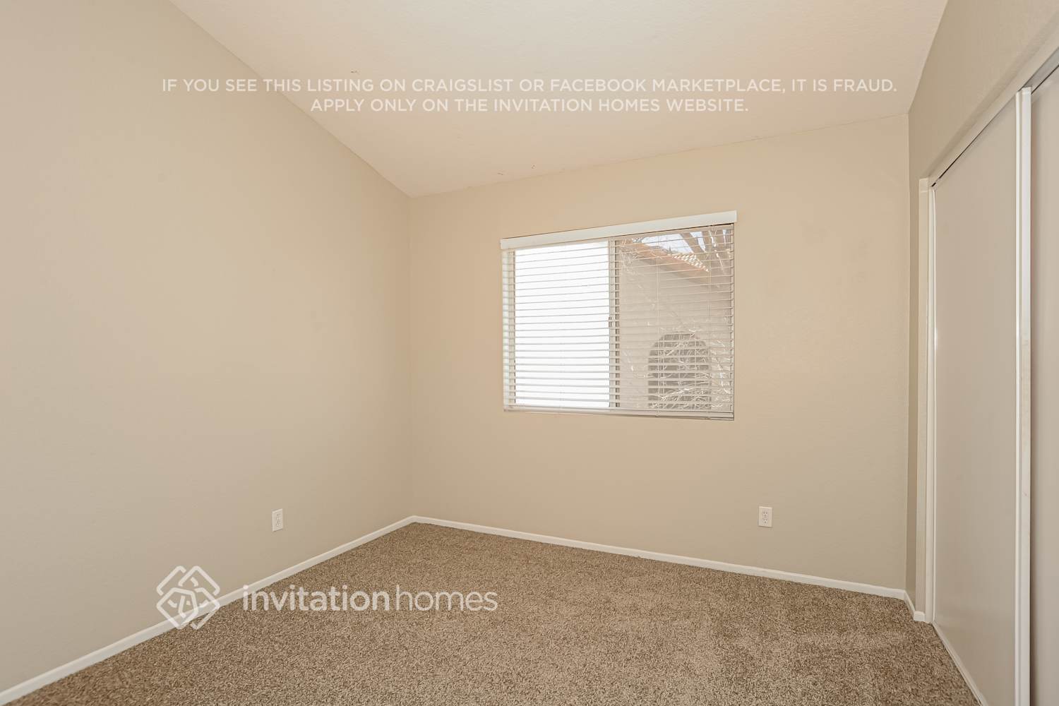 Building Photo - 3152 Hampton Rd