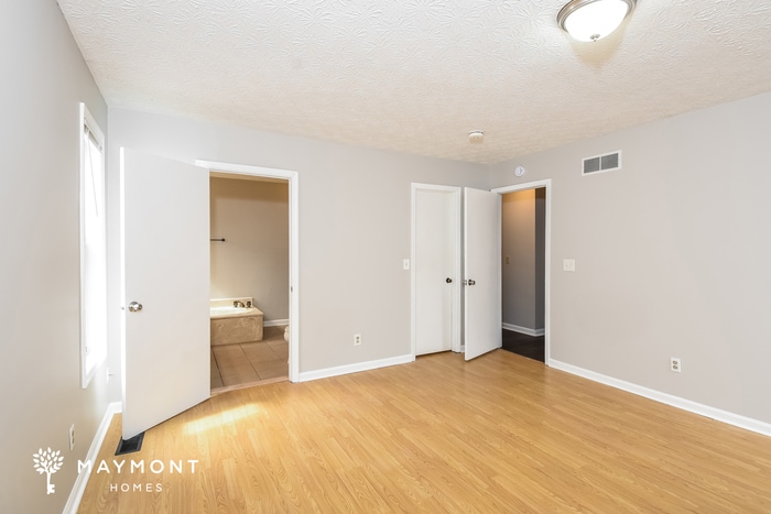 Building Photo - 312 New Crossing Trail E