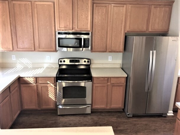 Building Photo - 304 N Hidden Tree Dr