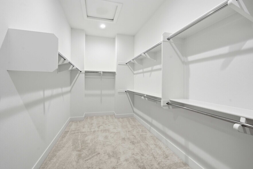 Building Photo - 20568 Edgewood Ct