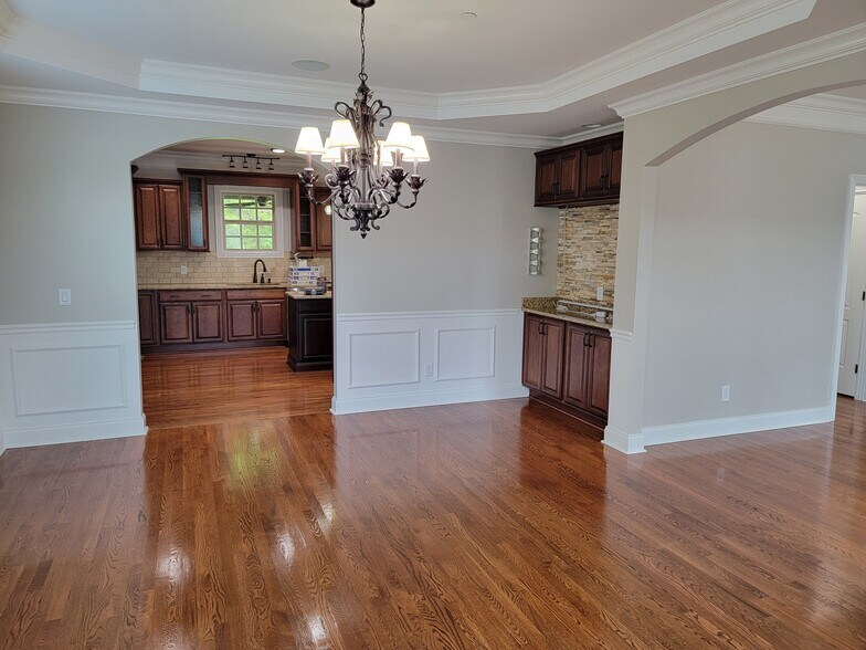 Dining, View into Kitchen - 1005 Brittain Downs Dr