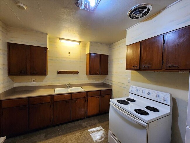 Building Photo - 1339 NW 25th Terrace