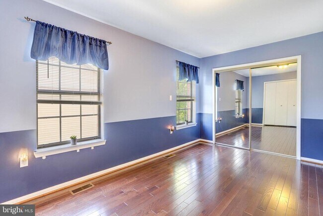 Building Photo - 4546 Little River Run Dr