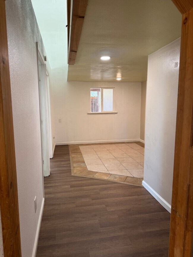 Building Photo - Charming Barndominium Rental with Scenic F...