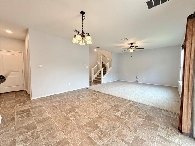 Building Photo - 2117 Townsman Trail