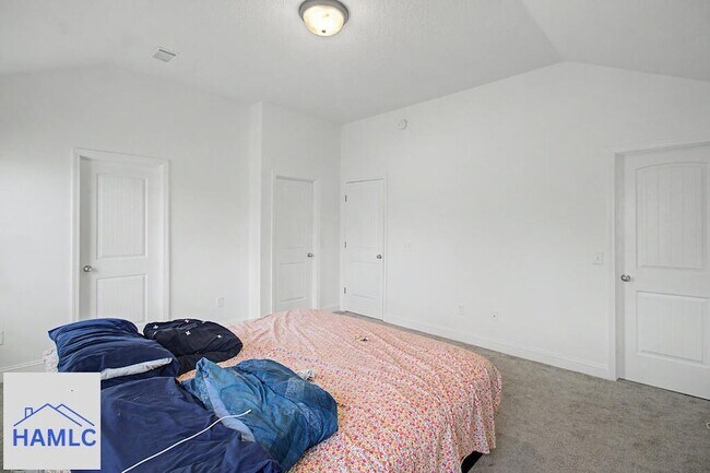 Building Photo - 40 Rimes Ave SE