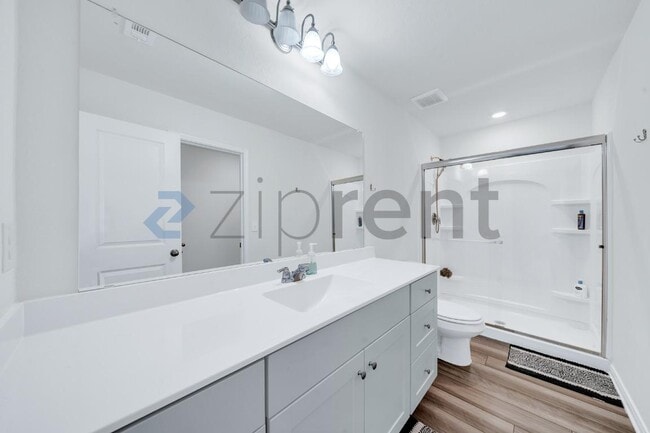 Building Photo - 3126 Dreamweaver